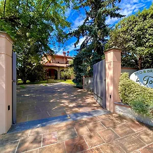 https://bb-latosca.it-tuscanyhotel.com