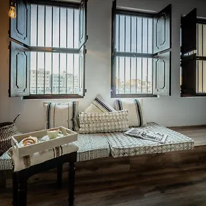https://mazmi-casa.sharjah-hotels.com